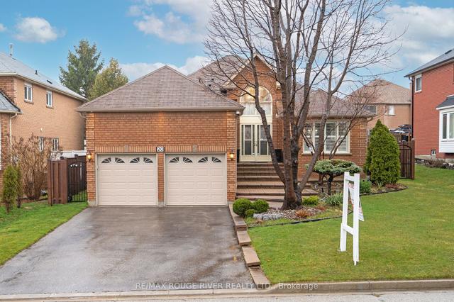 20 Dewbourne Pl, House detached with 3 bedrooms, 3 bathrooms and 6 parking in Whitby ON | Image 1