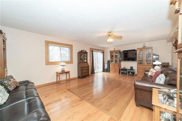 355 Madison Avenue, House detached with 3 bedrooms, 3 bathrooms and 3 parking in Ottawa ON | Image 12