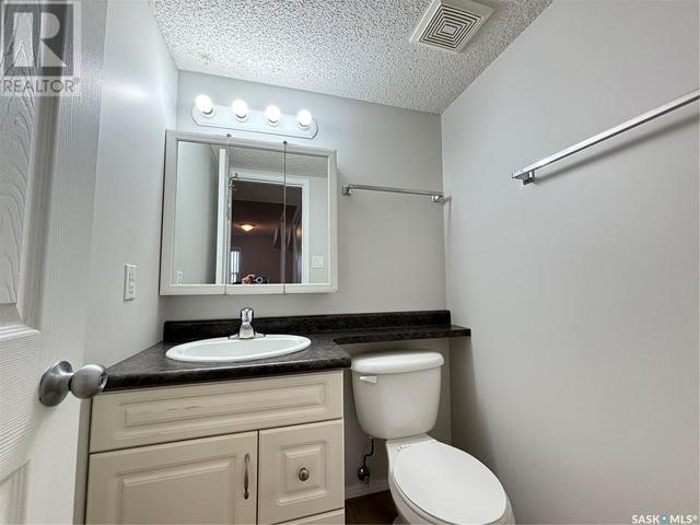 206 - 215 1st Street E, Condo with 2 bedrooms, 2 bathrooms and null parking in Nipawin SK | Image 24
