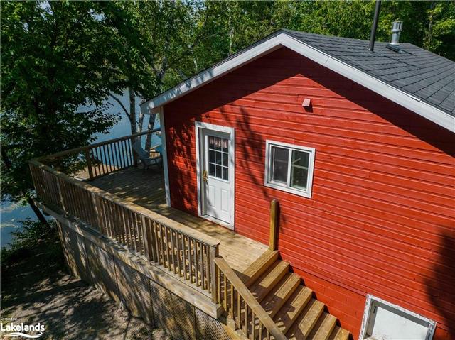 104 Lakeside Drive, House detached with 3 bedrooms, 1 bathrooms and 12 parking in McKellar ON | Image 14