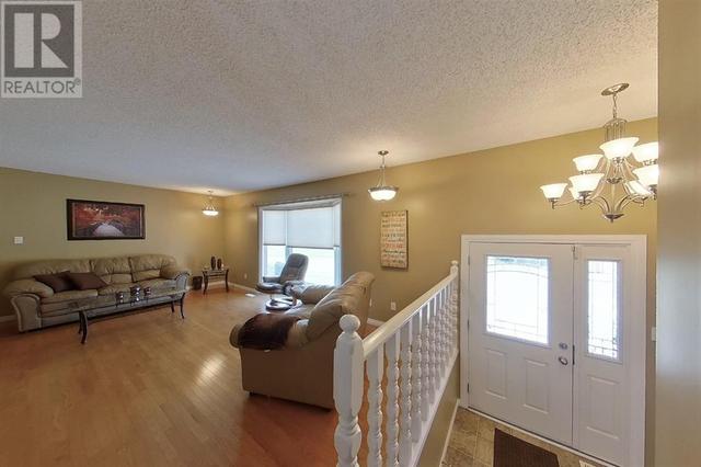 54125 Range Road 165, House detached with 4 bedrooms, 3 bathrooms and 6 parking in Yellowhead County AB | Image 1