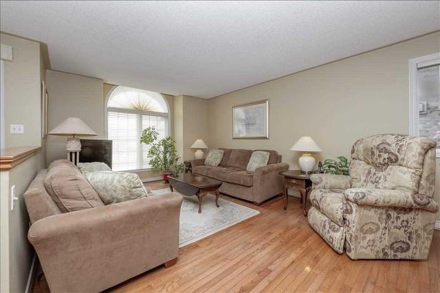 36 Bayshore Blvd, House detached with 2 bedrooms, 3 bathrooms and 6 parking in Barrie ON | Image 16