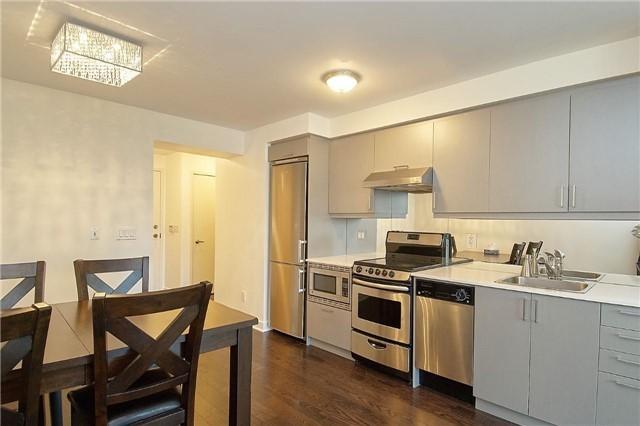 808 - 320 Richmond St E, Condo with 1 bedrooms, 2 bathrooms and 1 parking in Toronto ON | Image 5