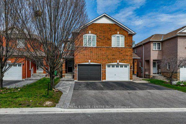 562 Summer Park Cres, House semidetached with 3 bedrooms, 4 bathrooms and 6 parking in Mississauga ON | Image 1