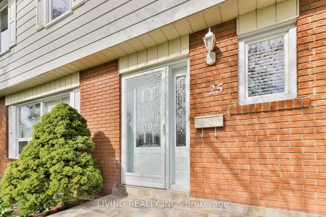 25 Edenborough Dr, House detached with 4 bedrooms, 2 bathrooms and 6 parking in Brampton ON | Image 18