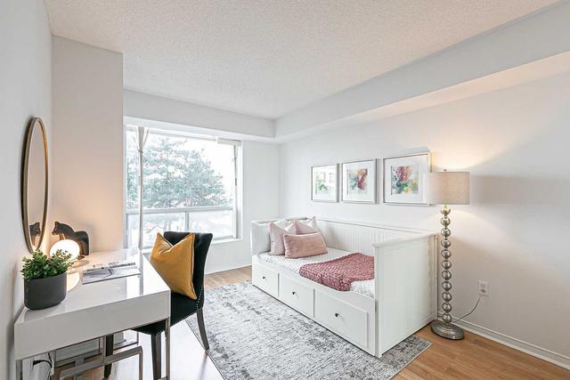308 - 8 Pemberton Ave, Condo with 2 bedrooms, 2 bathrooms and 1 parking in Toronto ON | Image 16