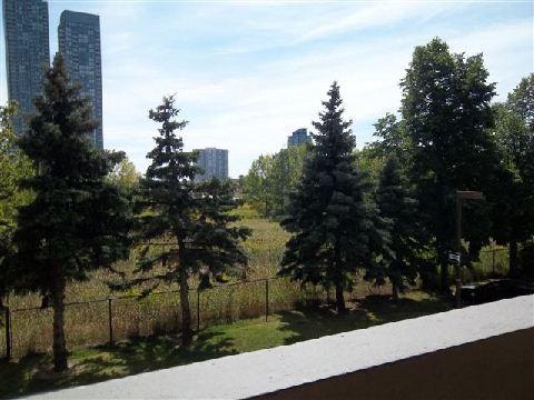 209 - 330 Rathburn Rd W, Condo with 2 bedrooms, 2 bathrooms and 2 parking in Mississauga ON | Image 12