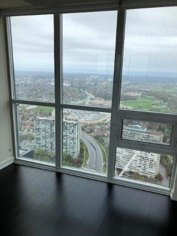 4707 - 4011 Brickstone Mews, Condo with 2 bedrooms, 2 bathrooms and 1 parking in Mississauga ON | Image 5