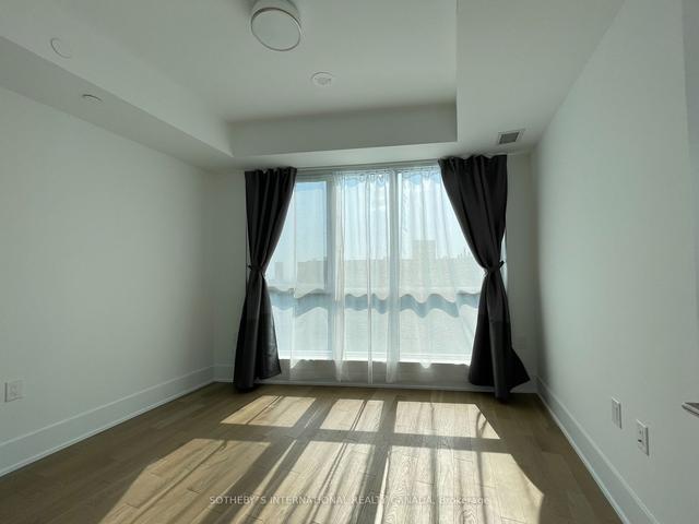 4022 - 585 Bloor St E, Condo with 3 bedrooms, 2 bathrooms and 1 parking in Toronto ON | Image 2