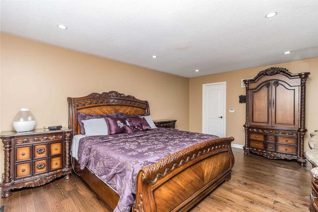 8 Timberglade Dr, House detached with 4 bedrooms, 5 bathrooms and 4 parking in Brampton ON | Image 17