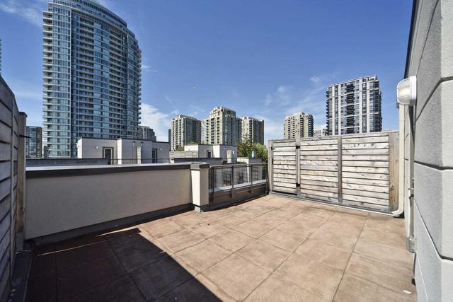 11 - 52 Holmes Ave, Townhouse with 2 bedrooms, 2 bathrooms and 2 parking in Toronto ON | Image 22