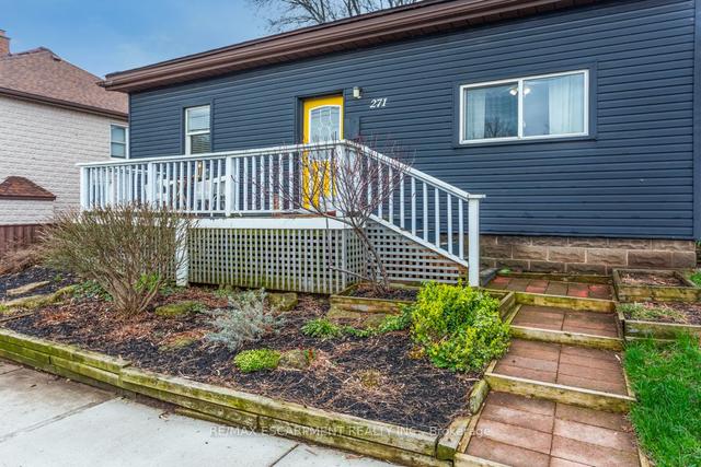 271 Barton St W, House detached with 2 bedrooms, 1 bathrooms and 2 parking in Hamilton ON | Image 12