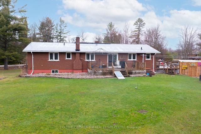 2373 Fairgrounds Rd, House detached with 3 bedrooms, 1 bathrooms and 12 parking in Ramara ON | Image 18