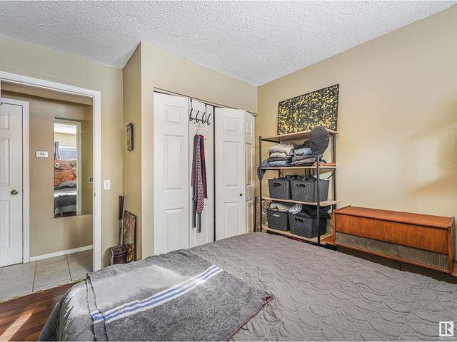 7815 176 St Nw, House semidetached with 3 bedrooms, 2 bathrooms and 2 parking in Edmonton AB | Image 18