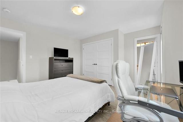 904 West Village Sq, Condo with 4 bedrooms, 4 bathrooms and 4 parking in London ON | Image 24