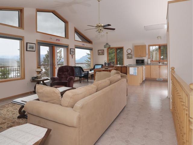 2360/2380 Highway 95, House detached with 4 bedrooms, 3 bathrooms and null parking in East Kootenay G BC | Image 60