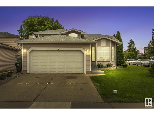 3627 40 Av Nw, House detached with 3 bedrooms, 2 bathrooms and null parking in Edmonton AB | Card Image