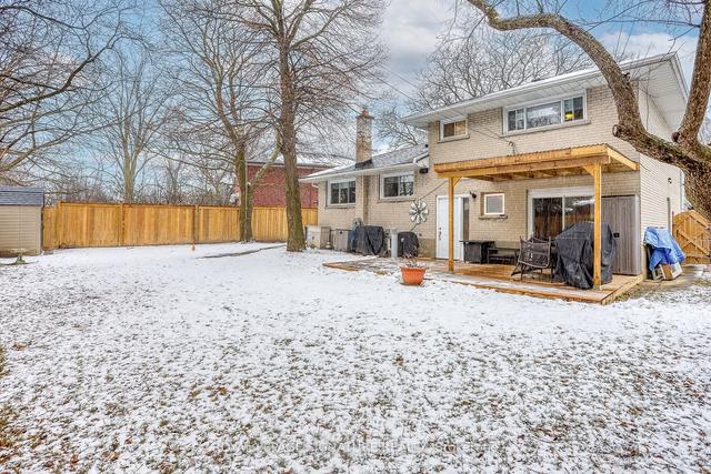 5 Nordic Pl, House detached with 4 bedrooms, 3 bathrooms and 5 parking in Toronto ON | Image 33