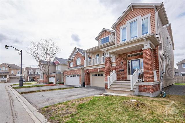 260 Tempest Drive, House detached with 4 bedrooms, 4 bathrooms and 4 parking in Ottawa ON | Image 2