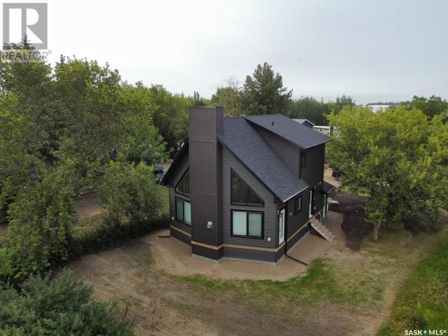 390 2nd Avenue, House detached with 4 bedrooms, 3 bathrooms and null parking in Meota SK | Image 1