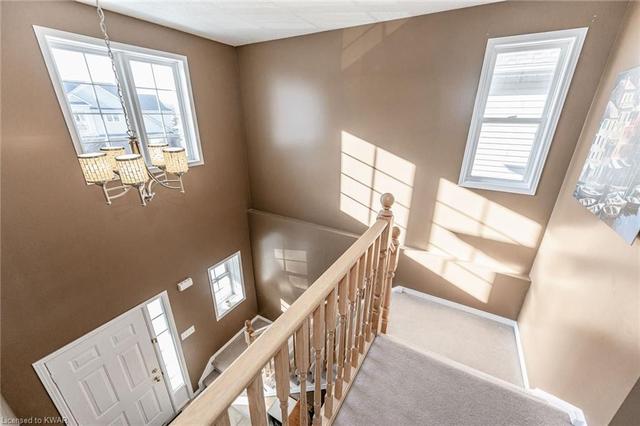 719 Grand Banks Drive, House detached with 3 bedrooms, 2 bathrooms and 3 parking in Waterloo ON | Image 21