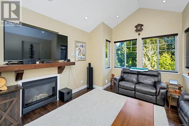1153 Deerview Pl, House detached with 6 bedrooms, 3 bathrooms and 4 parking in Langford BC | Image 20