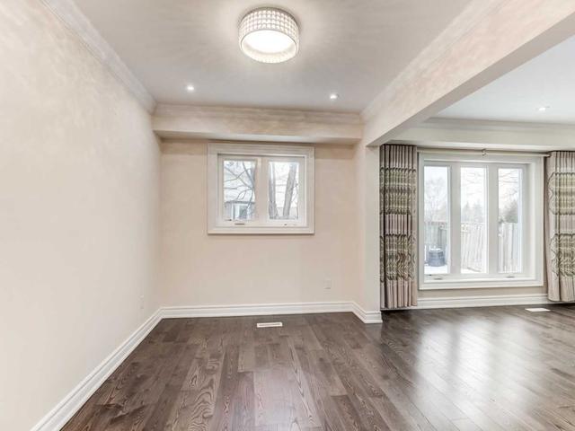 81 Withycombe Cres, House detached with 3 bedrooms, 3 bathrooms and 3 parking in Toronto ON | Image 21