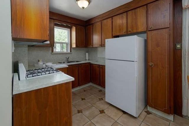 15 Wickford Dr, House detached with 3 bedrooms, 2 bathrooms and 4 parking in Toronto ON | Image 7
