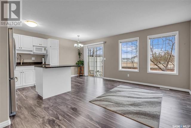 70 - 103 Banyan Crescent, House attached with 3 bedrooms, 2 bathrooms and null parking in Saskatoon SK | Image 2