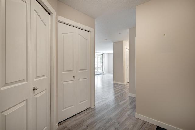 4116 - 16969 24 Street Sw, Condo with 2 bedrooms, 2 bathrooms and 1 parking in Calgary AB | Image 2