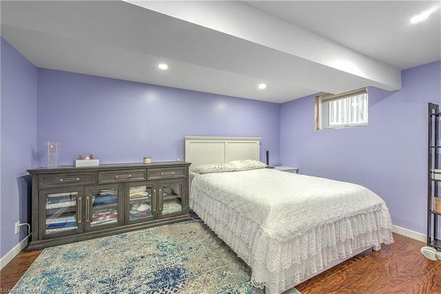 4 Hawkesbury Avenue, House semidetached with 4 bedrooms, 2 bathrooms and 4 parking in London ON | Image 17
