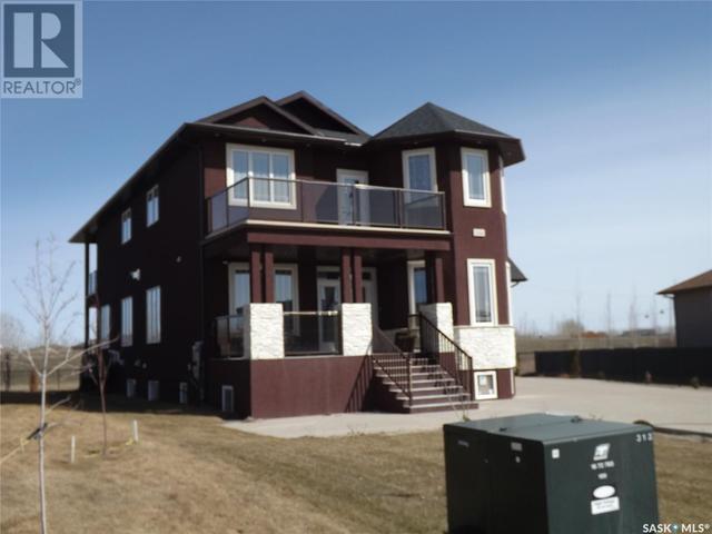 116 Emerald Ridge E, House detached with 6 bedrooms, 6 bathrooms and null parking in White City SK | Image 2