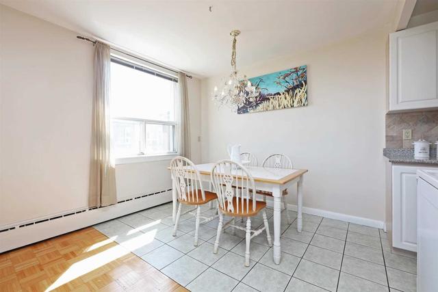 306 - 59 Neptune Dr, Condo with 3 bedrooms, 1 bathrooms and 1 parking in Toronto ON | Image 16