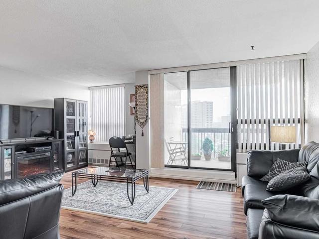 1110 - 20 Mississauga Valley Blvd, Condo with 3 bedrooms, 2 bathrooms and 1 parking in Mississauga ON | Image 18