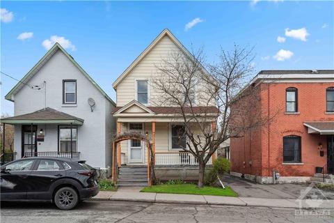 235 Cambridge Street N, House detached with 4 bedrooms, 2 bathrooms and 2 parking in Ottawa ON | Card Image