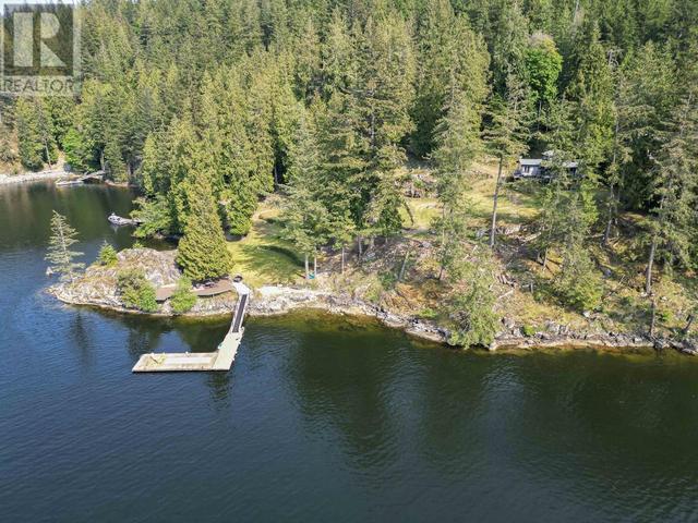 lot 1&2 West Bay Landing, House detached with 2 bedrooms, 2 bathrooms and null parking in Sunshine Coast F BC | Image 6