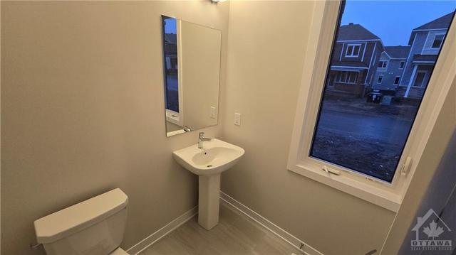 56 Pizzicato Street, Townhouse with 4 bedrooms, 4 bathrooms and 2 parking in Ottawa ON | Image 6
