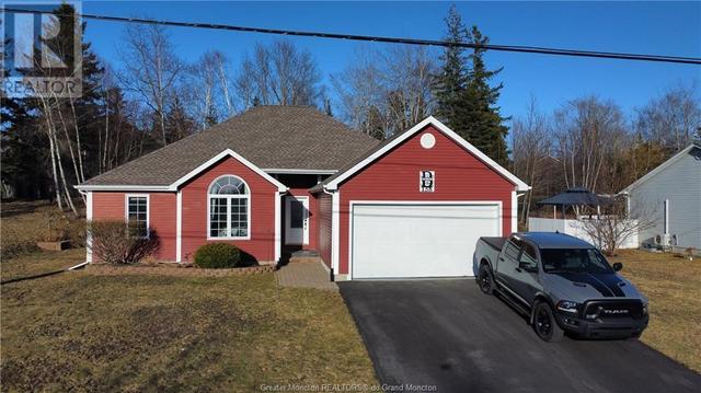158 Caissie Ave, House detached with 3 bedrooms, 2 bathrooms and null parking in Shediac NB | Image 3