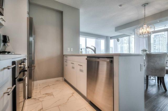 1904 - 295 Adelaide St W, Condo with 2 bedrooms, 2 bathrooms and 1 parking in Toronto ON | Image 6