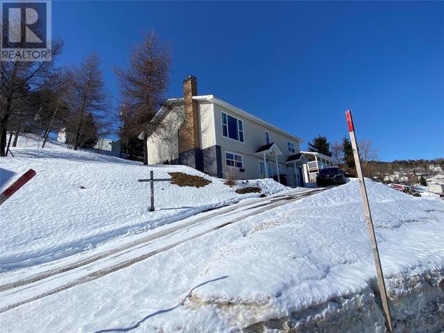 5 Webster Place, House detached with 4 bedrooms, 2 bathrooms and null parking in Corner Brook NL | Image 2