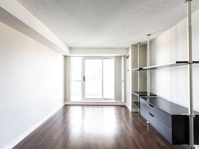 1504 - 5 Michael Power Pl, Condo with 1 bedrooms, 1 bathrooms and 1 parking in Toronto ON | Image 6