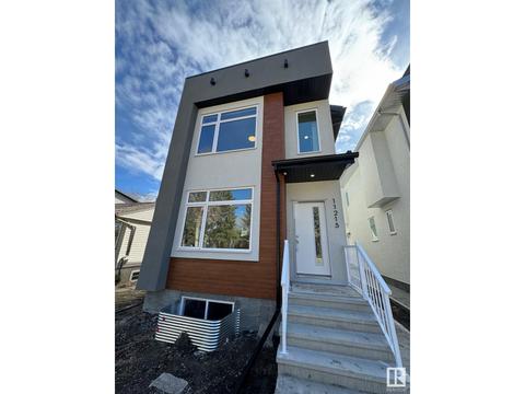 11215 75 Av Nw, House detached with 3 bedrooms, 2 bathrooms and null parking in Edmonton AB | Card Image