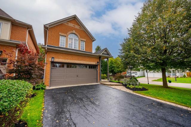21 Matthewson Pl, House detached with 4 bedrooms, 3 bathrooms and 6 parking in Whitby ON | Image 23