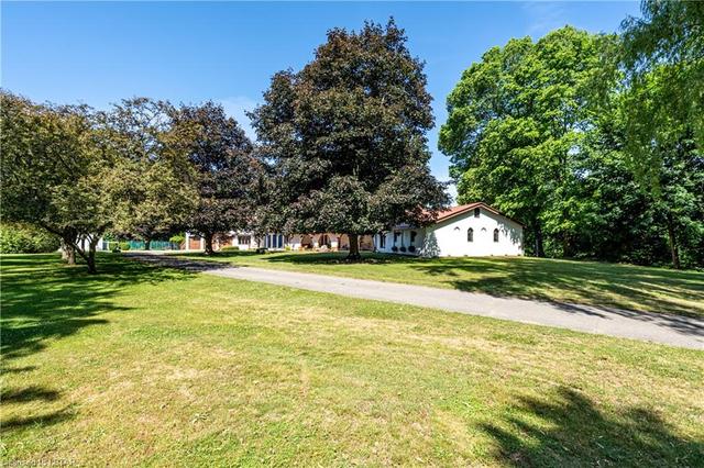 11502 Miller Road Road, House detached with 7 bedrooms, 3 bathrooms and 12 parking in Middlesex Centre ON | Image 6