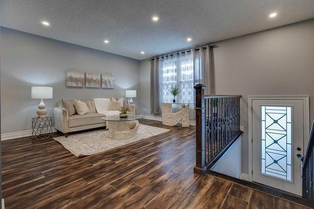 a - 73 Churchill St, House semidetached with 2 bedrooms, 2 bathrooms and 4 parking in Waterloo ON | Image 23
