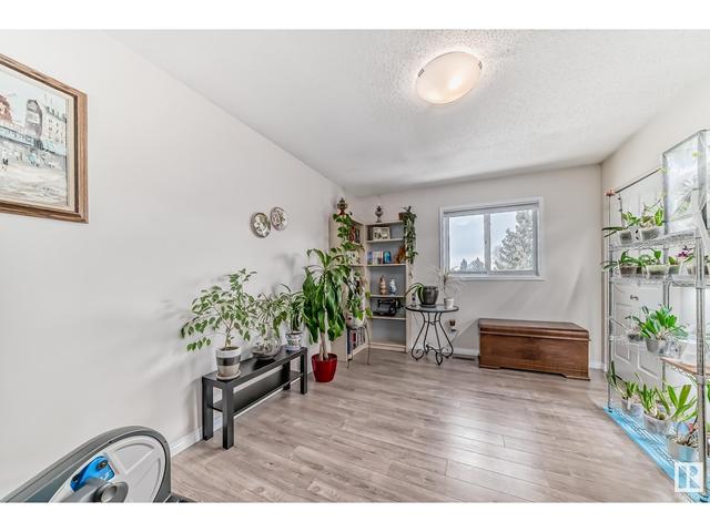 147 Knottwood Rd N Nw, House attached with 2 bedrooms, 2 bathrooms and null parking in Edmonton AB | Image 25