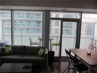 1106 - 12 York St, Condo with 1 bedrooms, 1 bathrooms and 0 parking in Toronto ON | Image 11