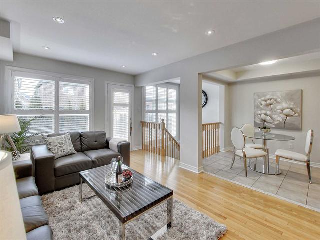 74 Lowther Ave, House attached with 3 bedrooms, 3 bathrooms and 3 parking in Richmond Hill ON | Image 29