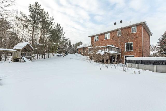 4 Brenchin Cres, House detached with 4 bedrooms, 3 bathrooms and 9 parking in Oro Medonte ON | Image 31