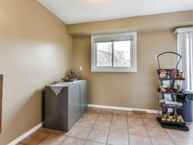 43 - 1155 Paramount Dr, Townhouse with 3 bedrooms, 2 bathrooms and 1 parking in Hamilton ON | Image 9